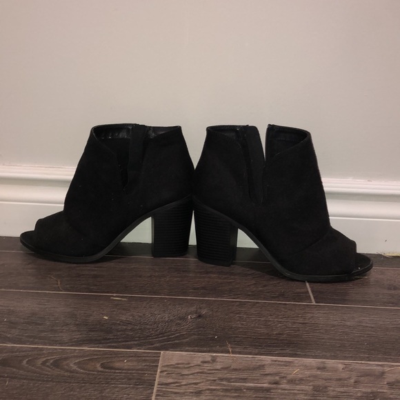 🌟2 for 35$ black suede thick heel bootie - Picture 1 of 4